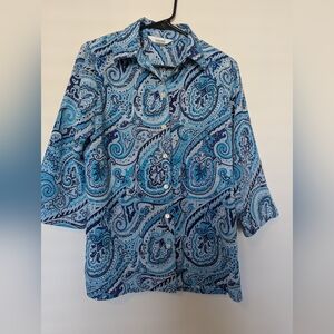 Ania. Paisley print  shirt.
